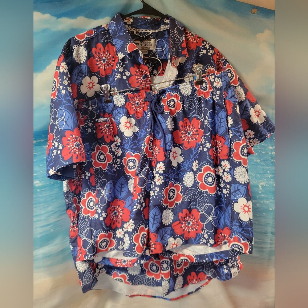 Free Planet Surf‎ NWOT 2PC Floral Blue and Red Men's Short & Shirt Set